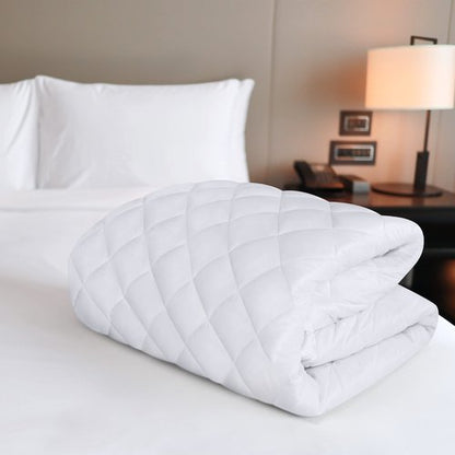 Utopia Bedding Quilted Fitted Mattress Pad, King Size, Elastic Fitted Mattress Topper Protector and Cover with Deep Pocket Stretches up to 16 Inches, Machine Washable (White)