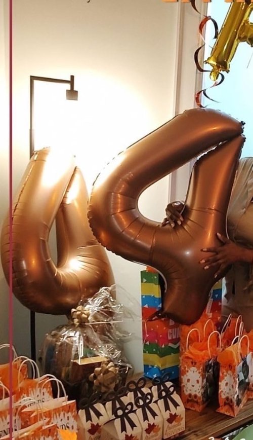 40 Inch Coffee Brown Number 4 Balloon - Perfect for Birthdays, Graduations & Weddings