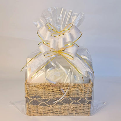 Skiennix Pull Bows - 15 PCS Large Gift Bows for Wrapping | White with Tulle & Gold Line, 6 Inches