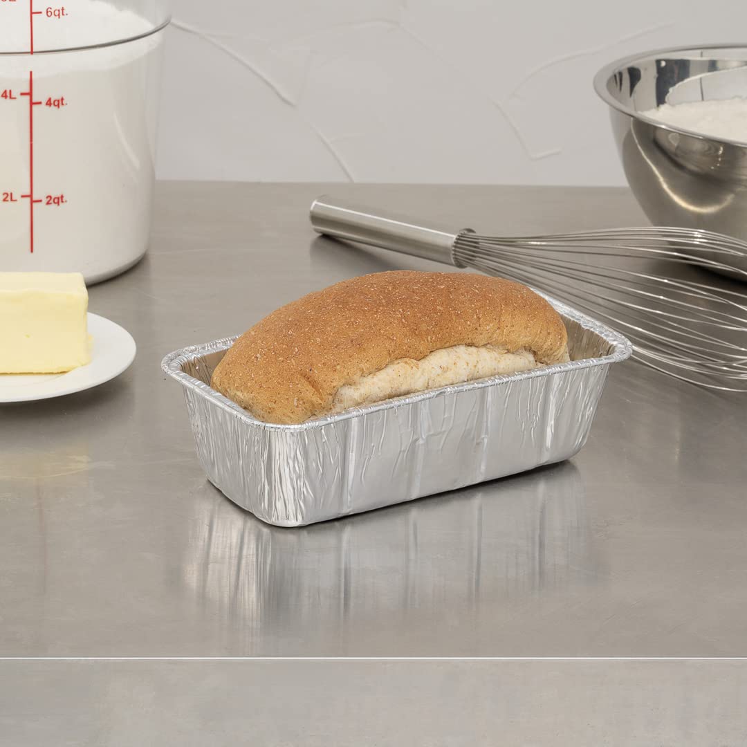 Restaurantware Pastry Tek 8.5 x 4.3 Inch Bread Pans 25 Oven-Ready Foil Pans - 2 LB Freezable Silver Aluminum Disposable Baking Pans Stackable For Meatloafs Banana Breads Or Pound Cakes