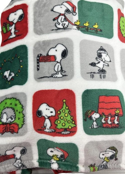 Berkshire Blanket & Home Co Peanuts Gang Christmas Velvet Soft Plush Throw Blanket (Christmas Blocks, Throw 60x70)