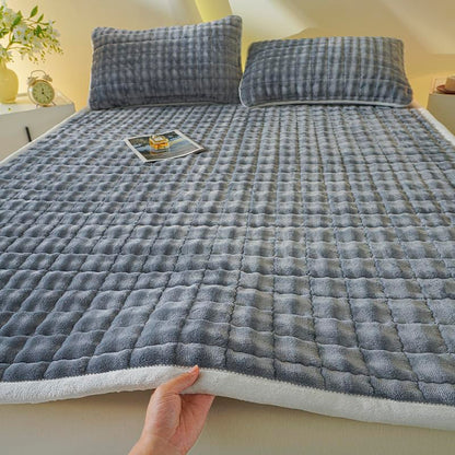 Light Gray Plush Mattress Pad with Pillowcase Set - Full Size Cloud-Like Topper