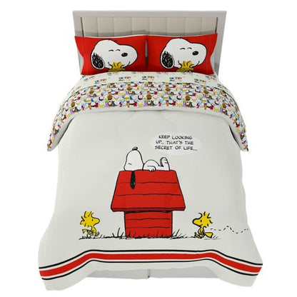 Franco Peanuts Charlie Brown & Snoopy Classic Pals Super Soft Comforter and Sheet Set, 5 Piece Full Size, (Official Licensed Product) Collectibles