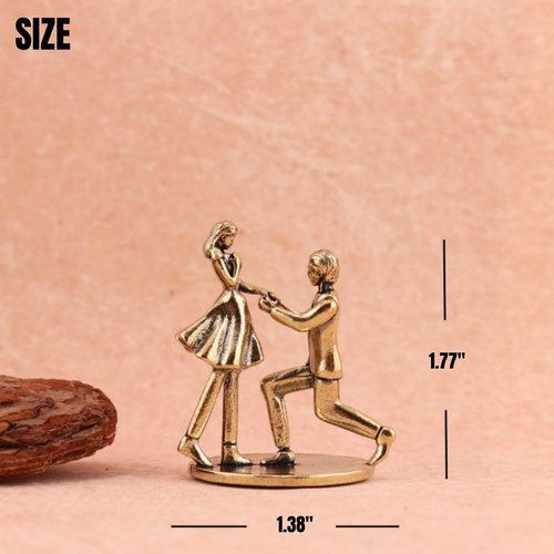 Brass Statues | Mini Brass Figurine - Romantic Couple Proposal Decor for Weddings & Anniversaries
