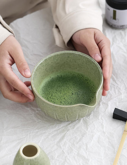 TANG PIN Matcha Set - 4-Piece Matcha Kit with Bowl, Whisk, Scoop & Stand | Mottled Green 15 OZ