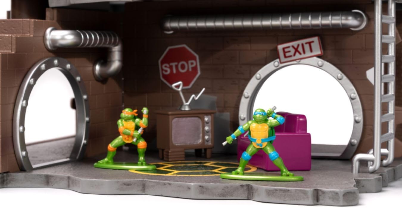Teenage Mutant Ninja Turtles Turtle Lair Nano Scene - 1.65" Die-Cast Collectible Figures for Kids & Adults