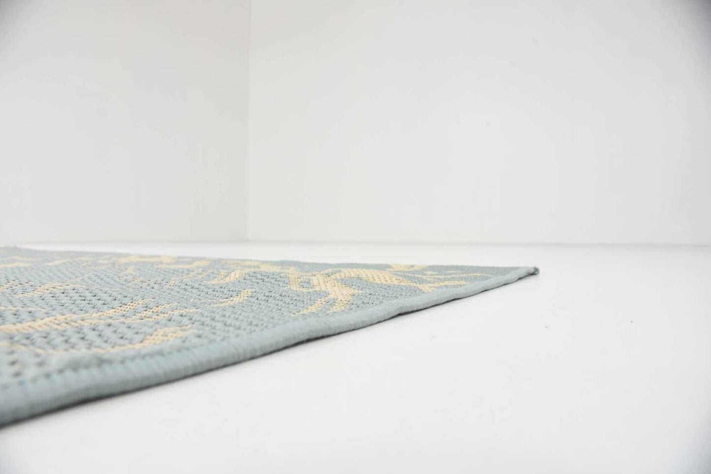 Unique Loom Outdoor Botanical Collection Area Rug - Branch (5' 1" x 8' Rectangle, Light Blue/ Beige)