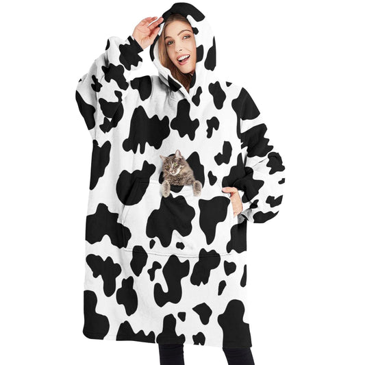 Touchbetter Cow Spots Print Wearable Oversized Blanket, Sherpa Blanket Hoodie with Super Pockets, Super Warm Fuzzy Pullover for Adults