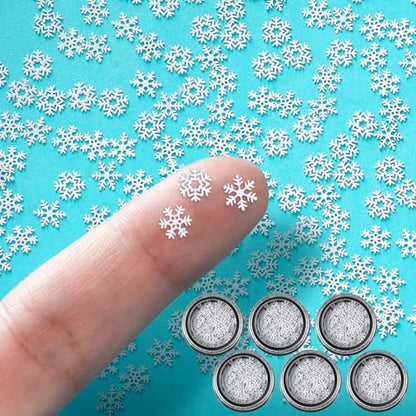 600 Pcs Mini White Snowflakes Christmas Craft Decorations - Variation of 600