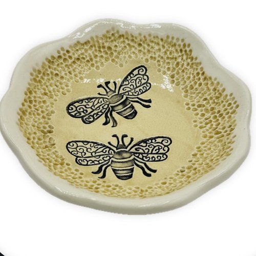 JANECKA Honey Bees 6.5 Inch Bowl, Made in USA, Pottery 9th Anniversary Gift