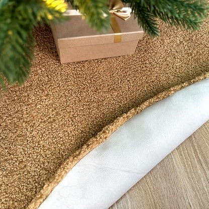 60-Inch Bouclé Faux Fur Christmas Tree Skirt with Foam Lining and Concealed Slide Clasp - Brown