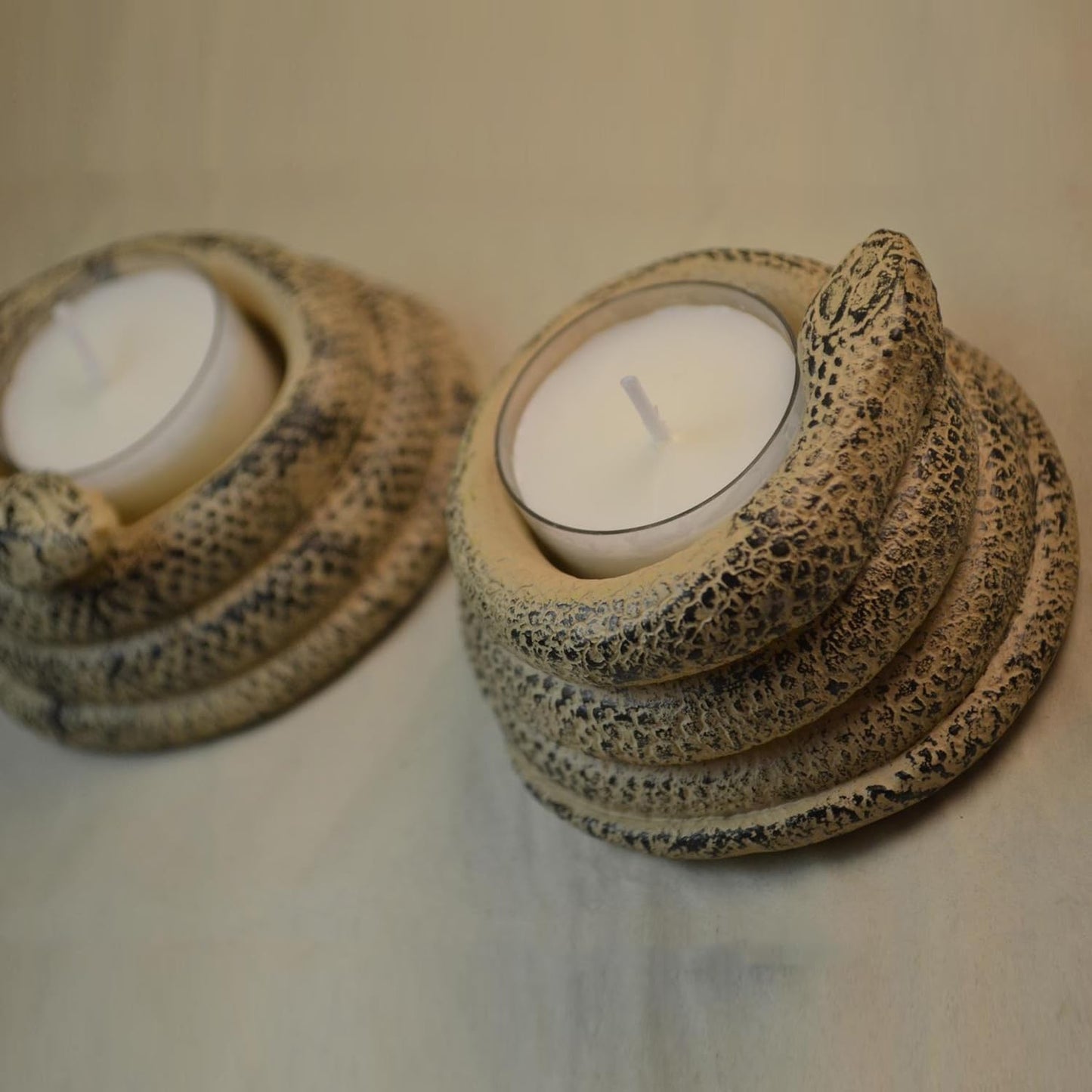 Skiennix Coiled Snake Candlestick Holder - Elegant Resin Tealight Candleholder | 2-Piece Serpent Sculpture Set for Home Décor
