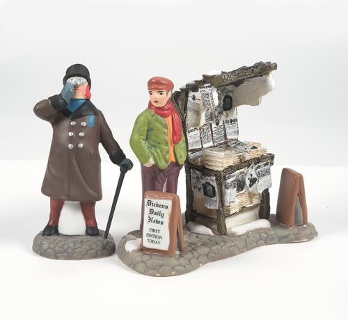 Department 56 Dickens' Village London Newspaper Stand Accessory Figurine Set - 3.2 Inch, Charming Decor