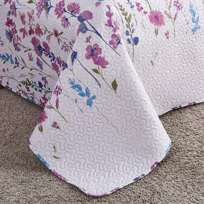 Purple Floral Quilted Bedspread Set for Queen/Full Size Bedding - Lilac Flower Design