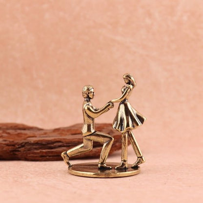Brass Statues | Mini Brass Figurine - Romantic Couple Proposal Decor for Weddings & Anniversaries