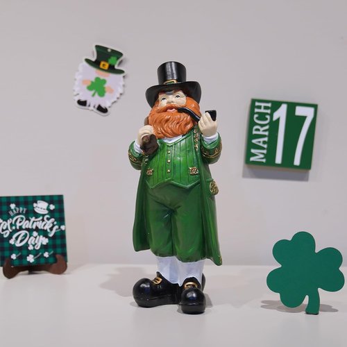 Cynkeyee St. Patrick's Day Figurine - Green Resin Leprechaun Statue for Festive Home Decor | 4.5x4x11.5 Inch