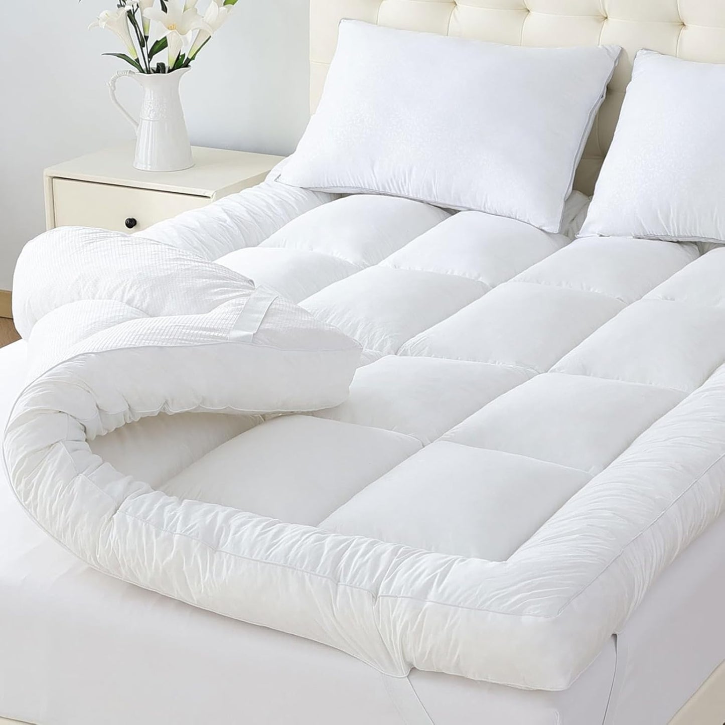 WhatsBedding 5-Inch Memory Foam Mattress Topper - Queen Size for Back Pain Relief | Soft, Breathable Support (80x60x5 in)
