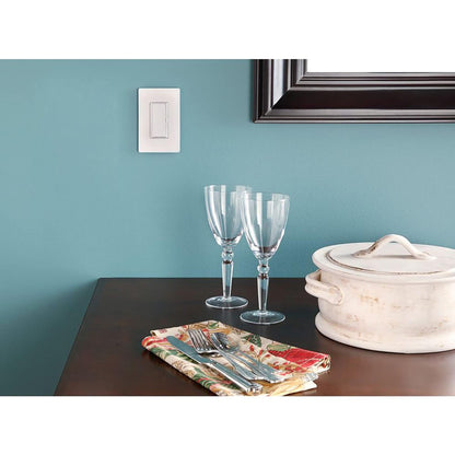 Lutron Claro Light Switch Cover Plate, 1 Gang Wallplate, for Decorator Light Switches, Rocker Light Switch Cover, Outlet Cover, Screwless Switch Plate Cover, Gloss, CW-1-BL, Black