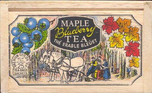 The Metropolitan Tea Company 62WD-618B-109 Maple Blueberry 25 Teabags in Wood Box