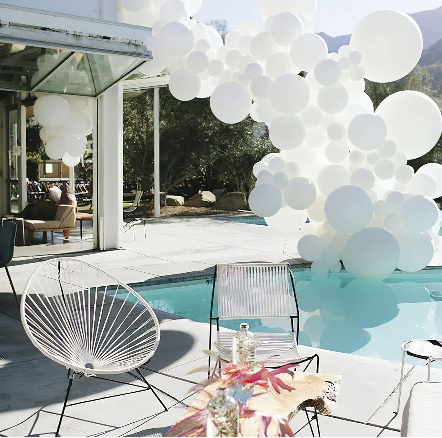 PartyWoo White & Red Balloons - 280 Pcs in 18/12/10/5 Inch Sizes | Perfect for Classic Arch Decor