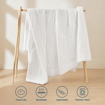 Bedsure Queen Duvet Inserts - Lightweight Duvet Insert for All Season, Ultra Soft Down Alternative Comforter with Corner Tabs, Wavy Stitching, Machine Washable White,88x88 Inches