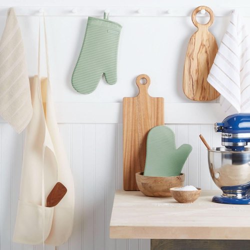 KitchenAid Ribbed Soft Silicone Oven Mitts - Heat Resistant 2-Pack Set, 7.5"x13", Pistachio Color