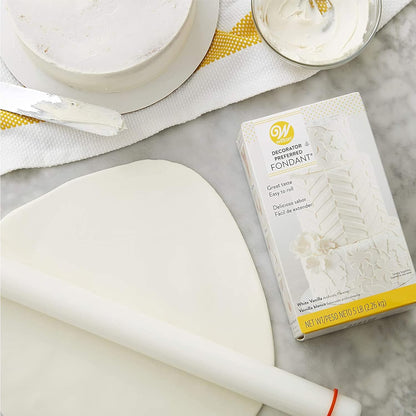 Wilton Large Fondant Rolling Pin - Ideal Fondant Roller with Guide Rings for Tiered Cakes, 20-Inch
