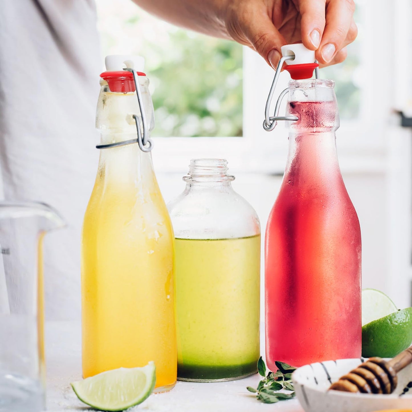 NEWMIAO 12 Pack 8 oz Swing Top Glass Bottles, 250 ml Glass Beer Bottles with Airtight Flip Lids Rubber Seal for Vanilla Extract, Home Brewing, 2nd Fermentation, Kombucha, Juice, Soda, Limoncello