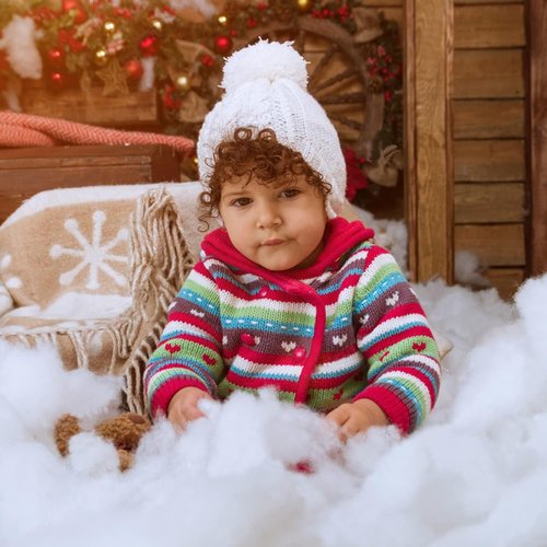 Apragaz Artificial Snow Decoration - Fluffy Flame Resistant Fake Snow for Christmas Trees & Winter Villages | 5.6 OZ