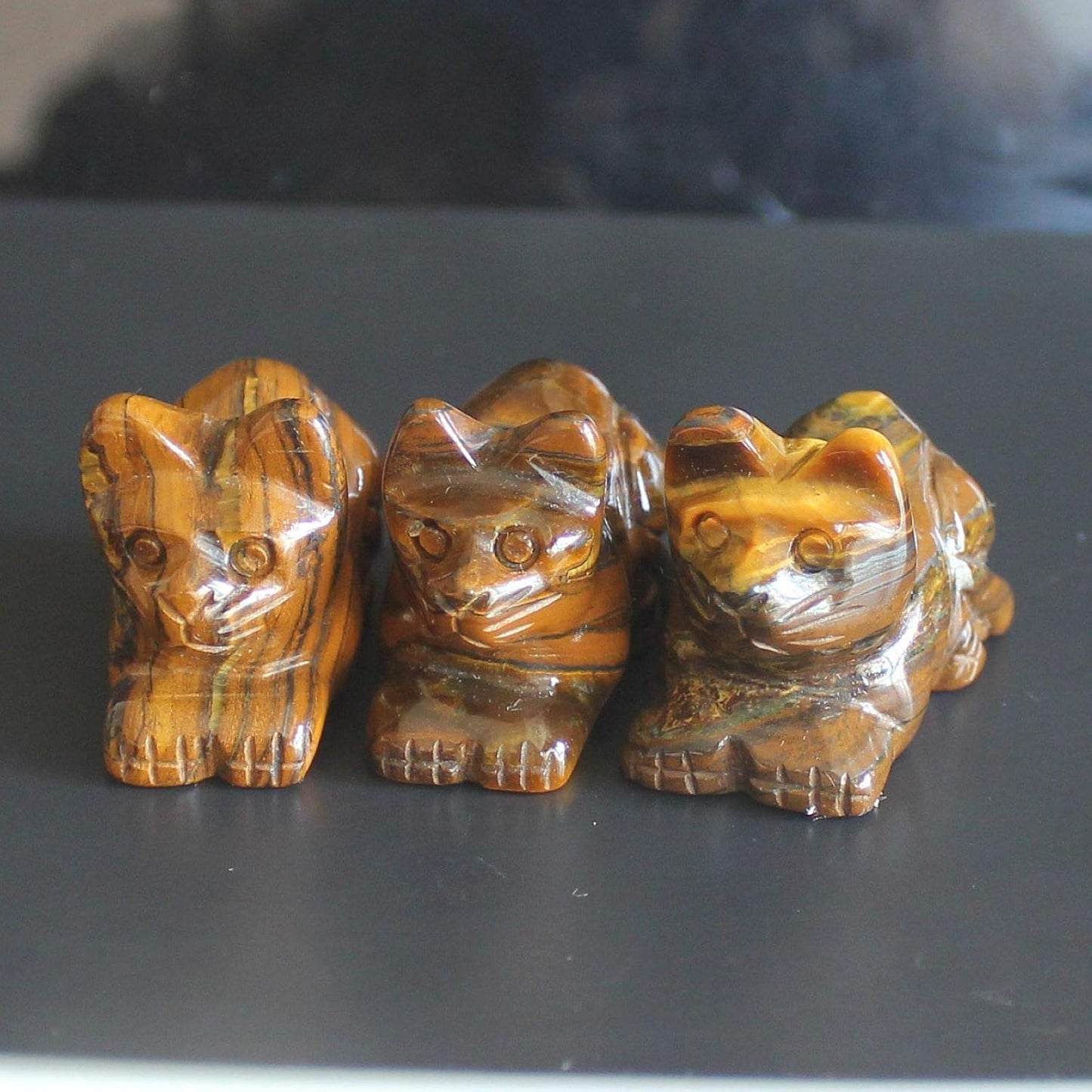 Skiennix Hand Carved Mixed Gemstone Crystal Cat Figurine - Unique Iron Tiger Eye Design