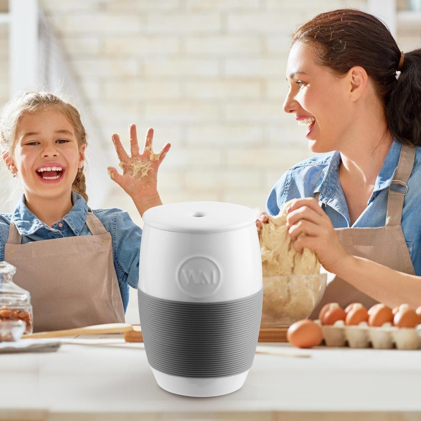 Non-Stick Ceramic Egg Cooker,Quick Scrambled Egg Maker with Silicone Sleeve for Easy Grip and Heat Protection, Holds Up to 4 Eggs for Mug Cakes, Muffins, and Omelets