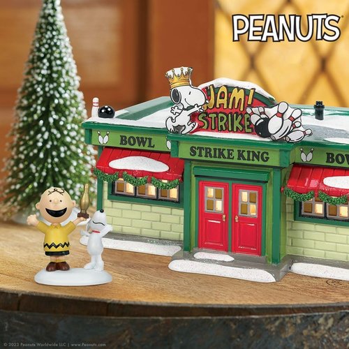 Department 56 Peanuts Village Bowling Alley Lit Building - 5.39 Inch, Colorful Decor