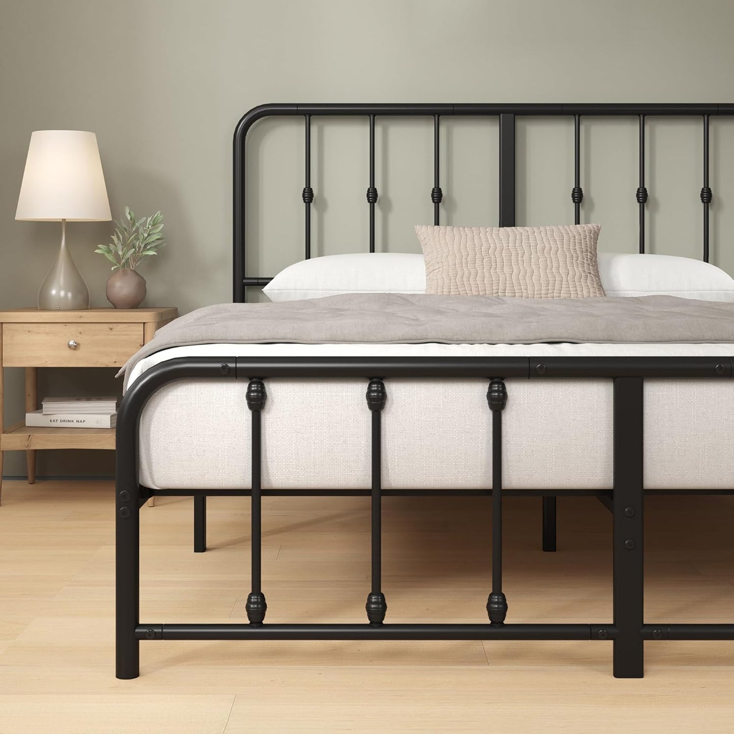 Zinus Leonardo Metal Platform Bed Frame - Victorian Spindle Style | Heavy Duty Queen Bed with Ample Underbed Space
