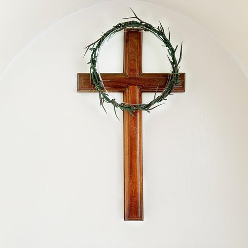 Jesus Crown of Thorns | Decay-Resistant Religious Symbol for Church Events & Home Decor - 8 Inch Lifesize