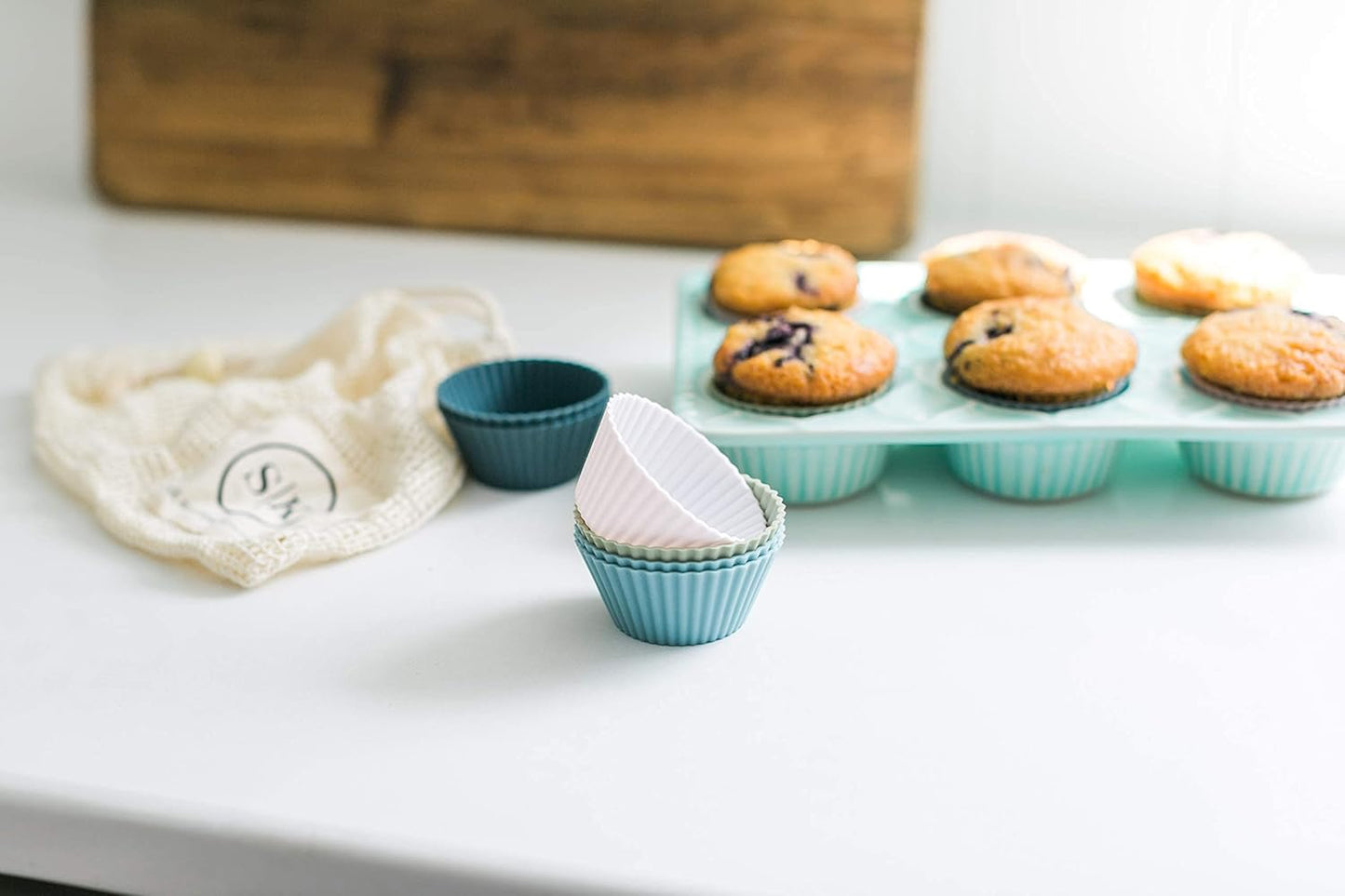 Skiennix Silicone Baking Cups - Reusable Muffin Liners, BPA Free, 12 Pack in White, Blue & Green