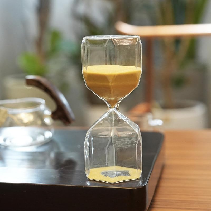 15 Minute Hexagonal Diamond Shape Hourglass Timer, High Borosilicate Glass Desk Clock – White Variation