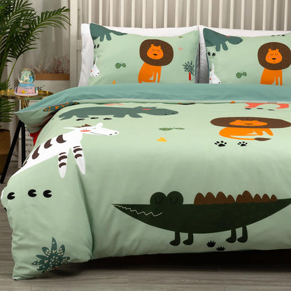 Dropshipful Animal Duvet Cover Set Queen Size, 3 Pieces Green Comforter Cover Set for Cartoon Cute Bedding Set with Lions, Giraffes, Hippos,Crocodiles