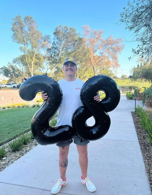 Black Number 18 Balloon | 40-Inch 18th Birthday Decoration for Boys and Girls Party Supplies