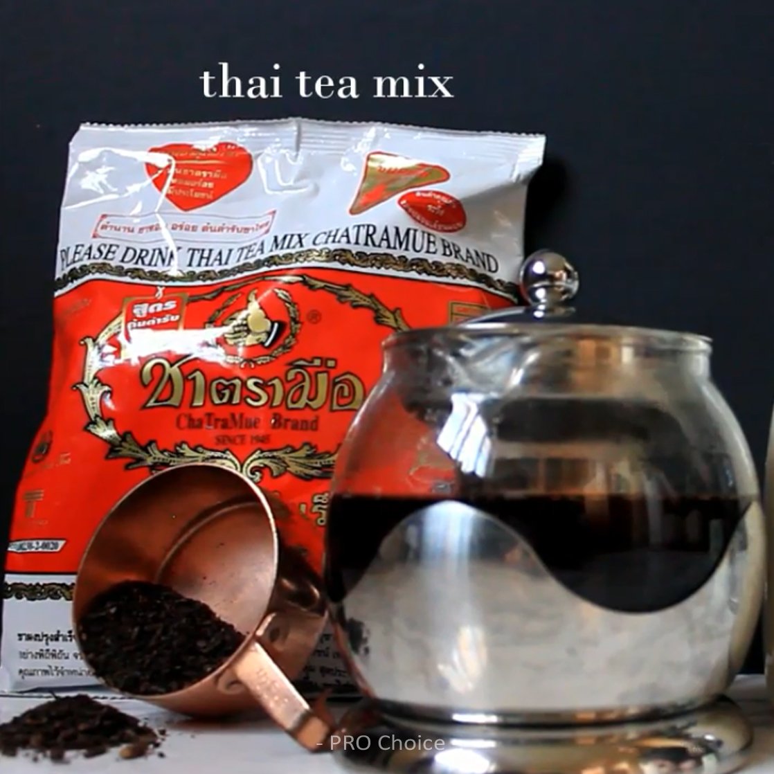 Thai Tea Mix NUMBER ONE Brand (400g.) Most famous Thai tea recipe Original from Thailand 100%. Great for tea lovers and restaurants that want original taste.