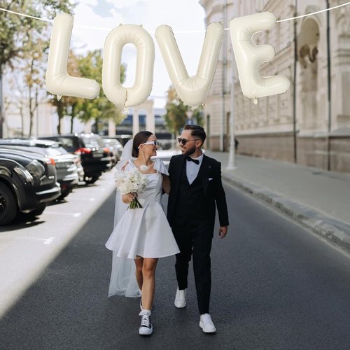 Love Balloons by [Brand Name] - 40 Inch Cream Number 1 Balloon for Wedding Anniversary Decor