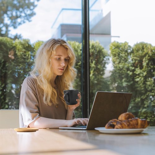 Hasense 8 oz Cappuccino Cups with Saucers set of 6, Porcelain Coffee Mugs Latte Mugs with Handle Perfect for Double Shot, Americano, Milk and Tea, Black