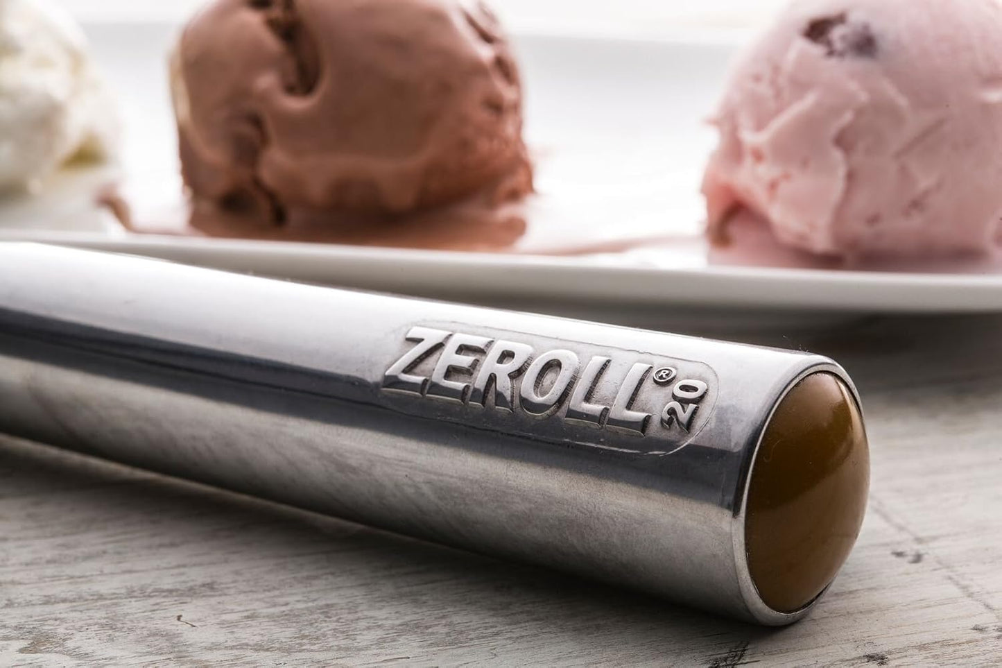 Zeroll Ice Cream Scoop - Unique Liquid-Filled Handle for Easy Release | 20 oz Silver Aluminum Design