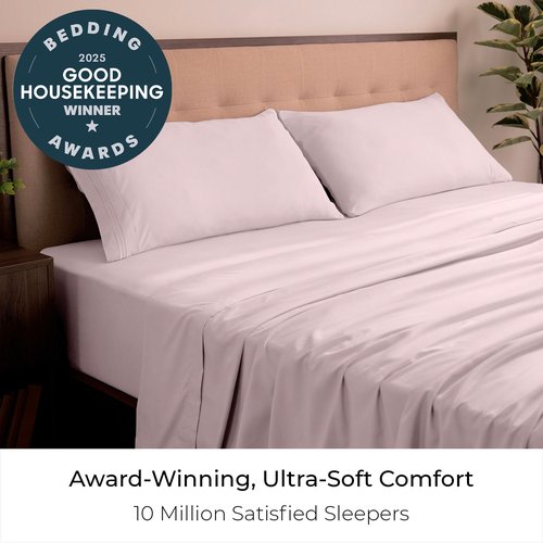 Mellanni King Sheets Set - 4 PC Iconic Collection Bedding - Hotel Luxury, Extra Soft, Cooling Bed Sheets - Wrinkle, Fade, Stain Resistant (King, Blush Pink)