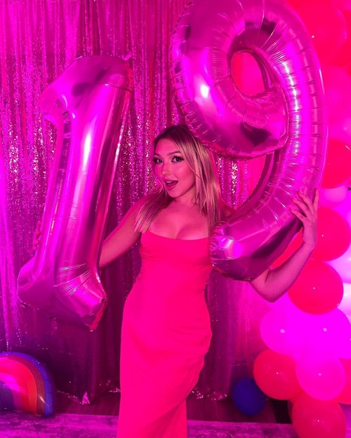 Hot Pink Number 9 Balloon - 40 Inch Giant Birthday Decoration for Girls | Perfect for 9th, 19th, 29th Parties