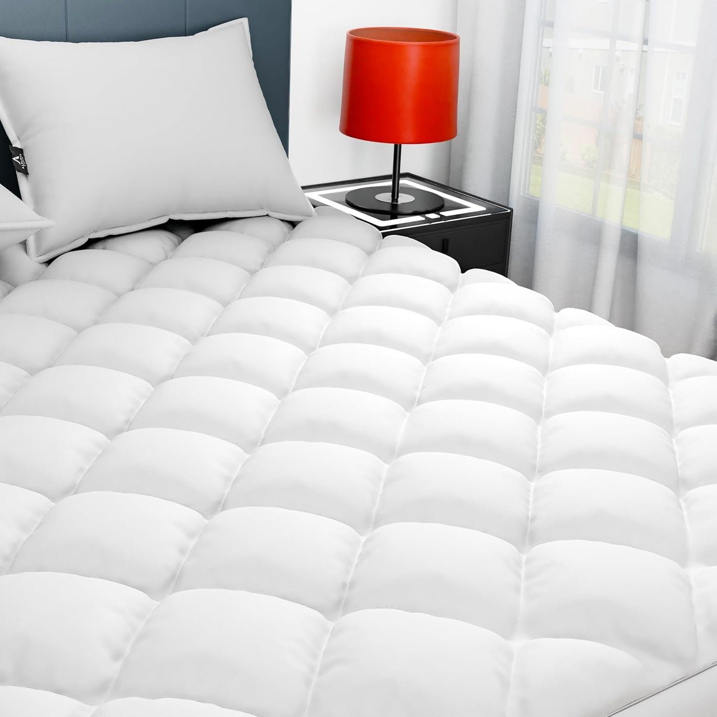 Sunflower Queen Mattress Pad - Hypoallergenic Cotton Cover with Extra Deep Pocket (18-22")
