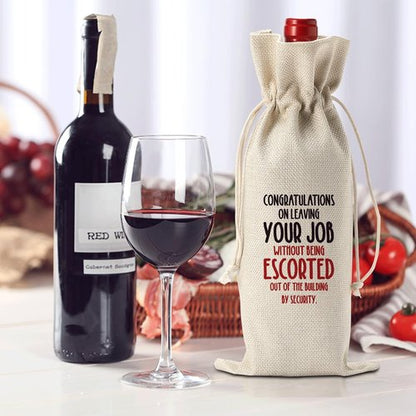 Funny Retirement Gifts for Woman Men Happy Retirement Party Decorations Retired Leaving Gifts for Coworkers Boss Congratulations On Leaving Your Job Sign Wine Bag