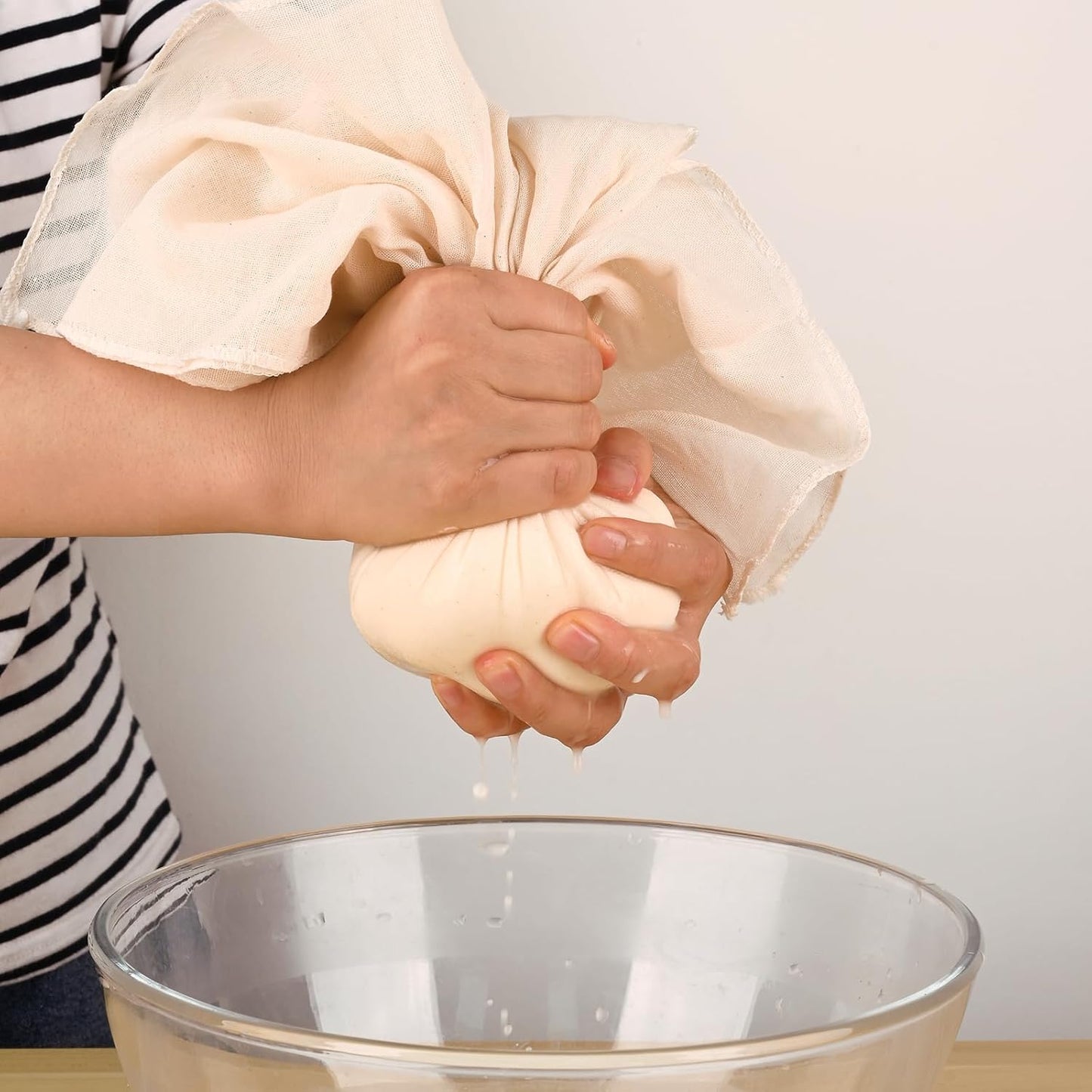 WMKGG Reusable Unbleached Cotton Cheese Cloth - 20x20 Inch, Grade 100, Precut for Straining & Cooking