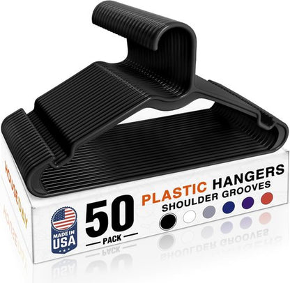 HOUSE DAY Black Plastic Hangers - 50 Pack Lightweight Slim Space-Saving Closet Organizers