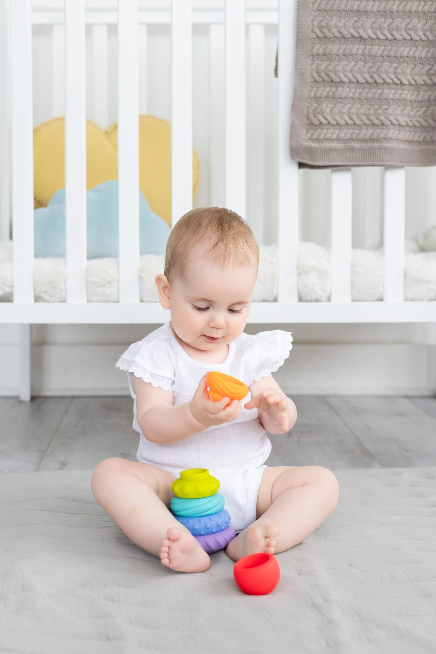 Ubbi Baby Teether Totter, Multi-Textured Food-Grade Silicone Teething Toy, 6 Piece Set, Early Development Toy