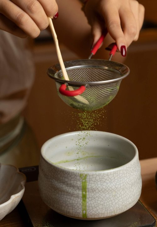 Isshiki Matcha Powder – Premium Ceremonial Grade Samidori Green Tea from Uji, Japan – Exceptional Authentic Japanese Matcha - Quality 30g Tin - 20 Servings